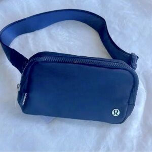 Everywhere 1L Lululemon Belt Bag